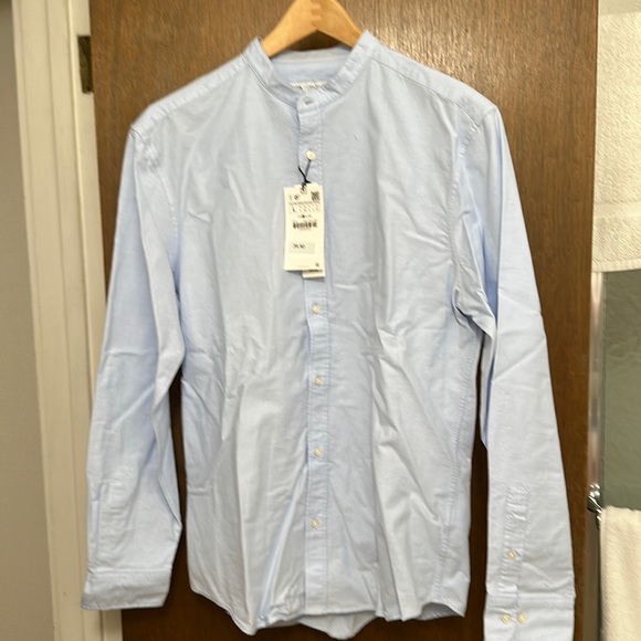 Zara Men’s Banded Collar Shirt. Light Blue (Large). - Picture 1 of 5